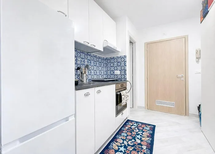 Brezza Di Castagneto By Zoom In Earth Apartment